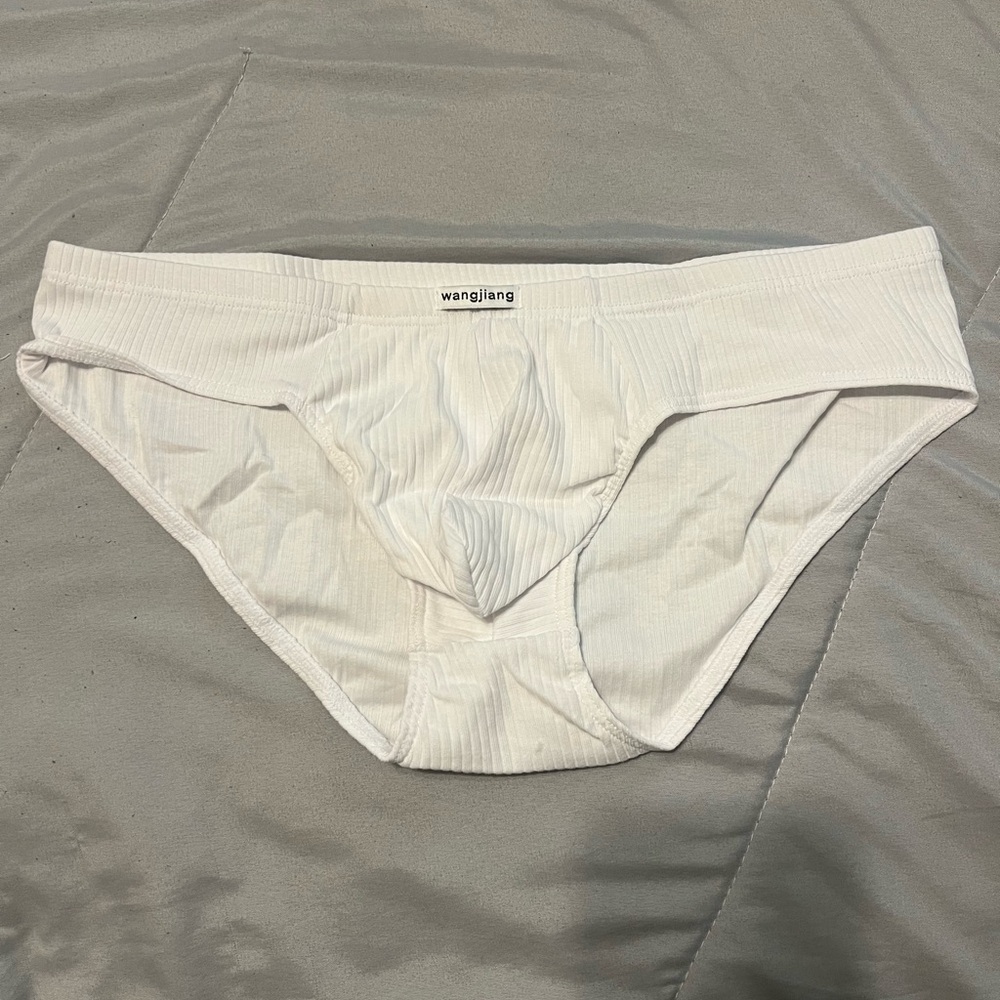 Men’s White Ribbed Cotton Briefs